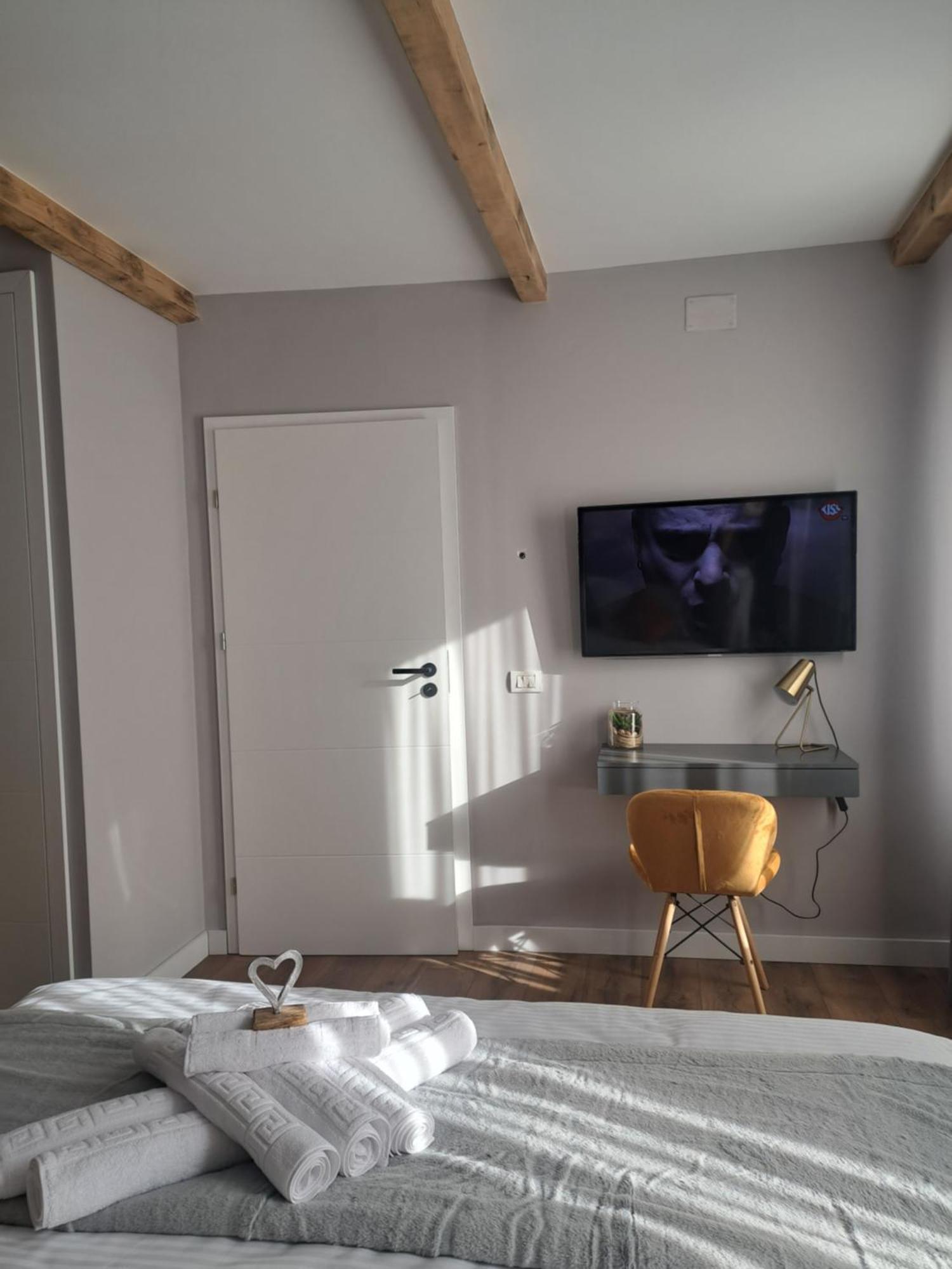Casa Ileana Centrul Vechi Brasov Apartment Екстериор снимка